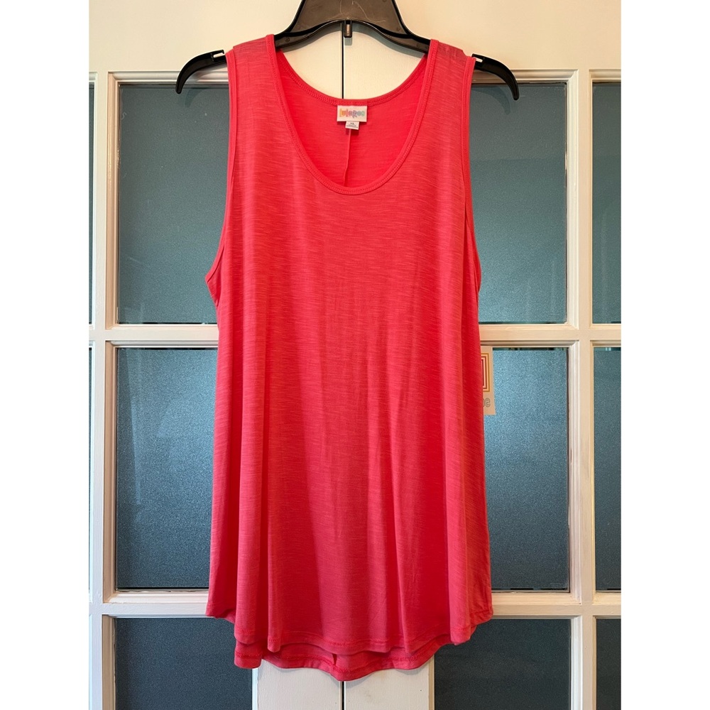 ✨NWT✨ LULAROE BRIGHT CORAL TANK TOP 🌺🌟